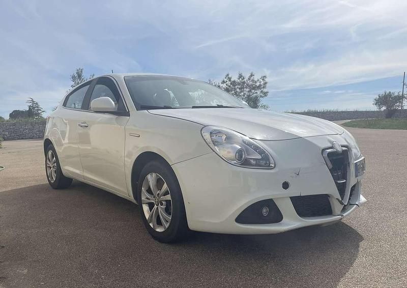 Usata Alfa Romeo Giulietta Progression 170 CV (125 kW) 2012 Utilitaria