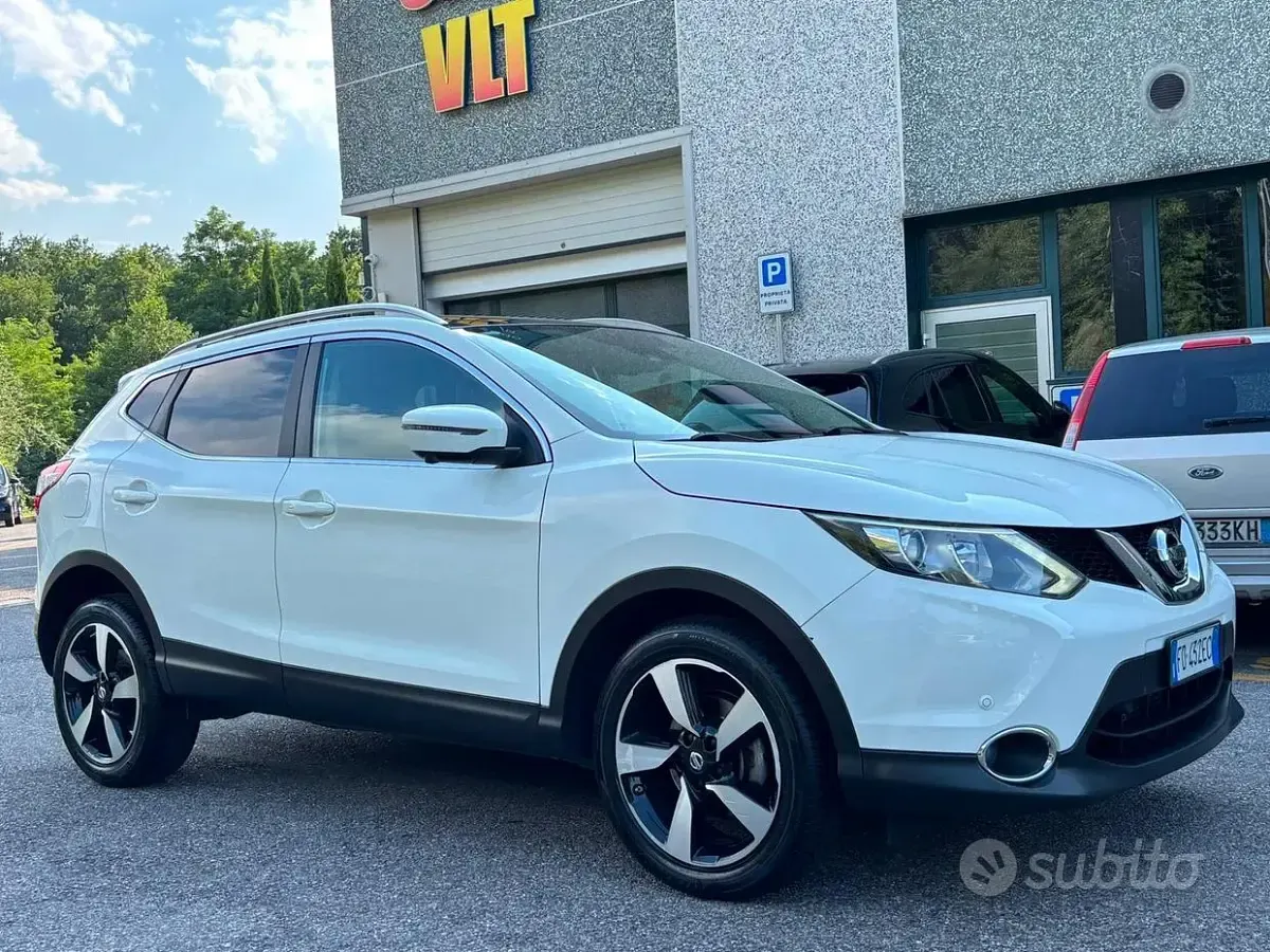 Usata Nissan Qashqai 116 CV (85 kW) 2016 Bianco SUV