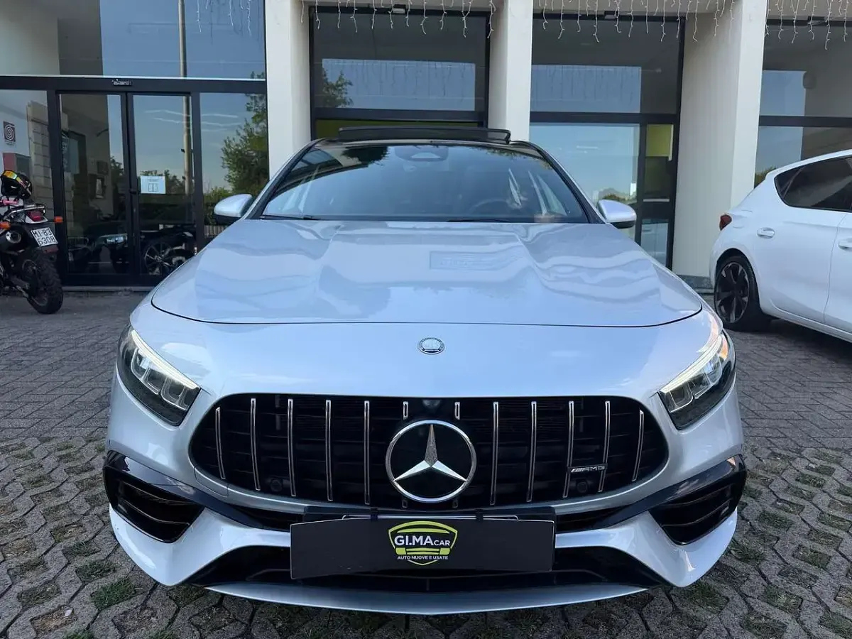 Usata Mercedes A45 AMG Premium Plus 421 CV (309 kW) 2023 Argento Utilitaria
