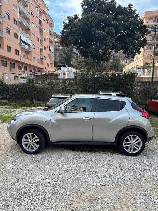 Usata Nissan Juke 110 CV (80 kW) 2011 Grigio SUV