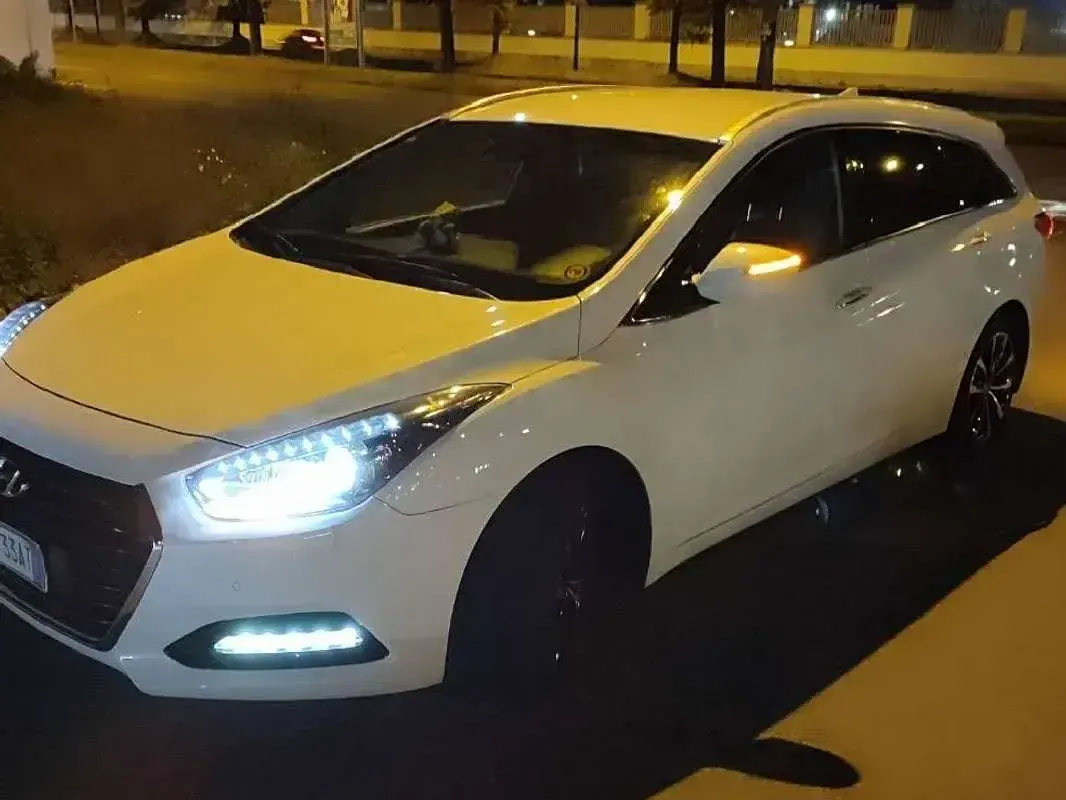 Usata Hyundai i40 141 CV (103 kW) 2016 Station wagon