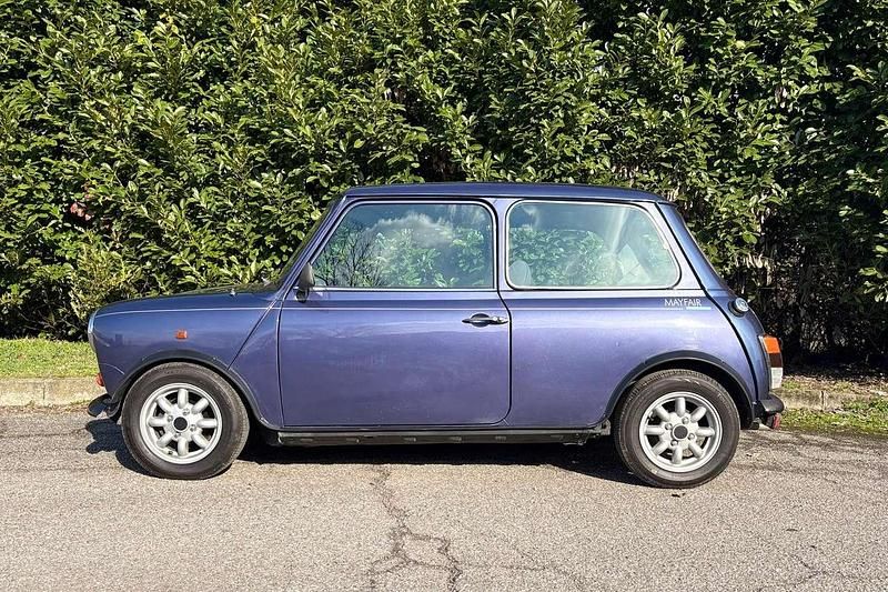 Usata Rover Mini 41 CV (30 kW) 1990 Blu/azzurro Utilitaria