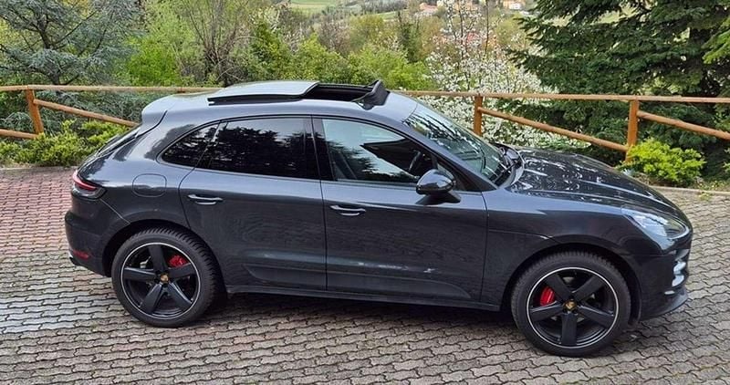 Usata Porsche Macan 245 CV (180 kW) 2020 Grigio SUV