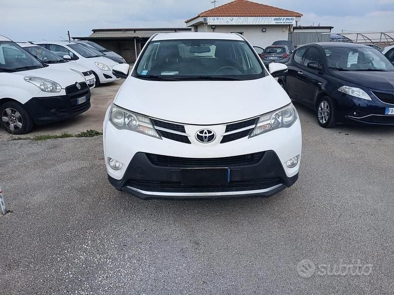 Usata Toyota RAV4 124 CV (91 kW) 2014 Bianco SUV