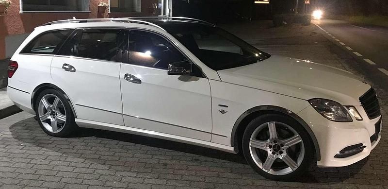 Usata Mercedes E350 Elegance 265 CV (194 kW) 2011 Station wagon