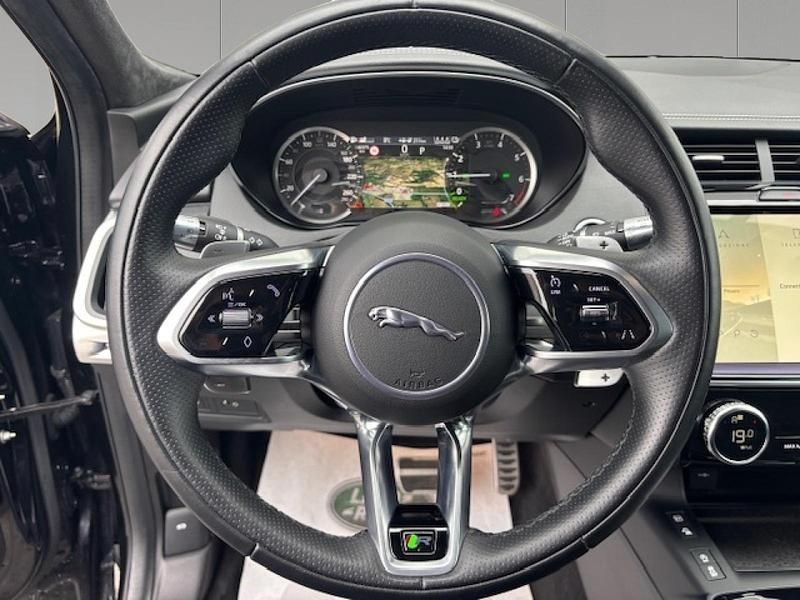 Usata Jaguar E-Pace R-Dynamic 309 CV (227 kW) 2022 Santorini black SUV