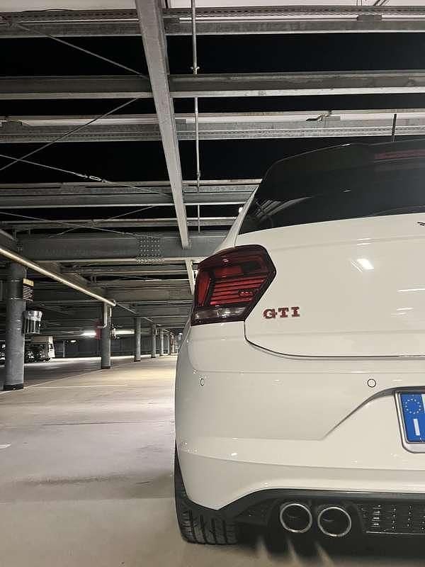 Begagnad VW Polo GTI 200 HK (147 kW) 2020 Vit Halvkombi