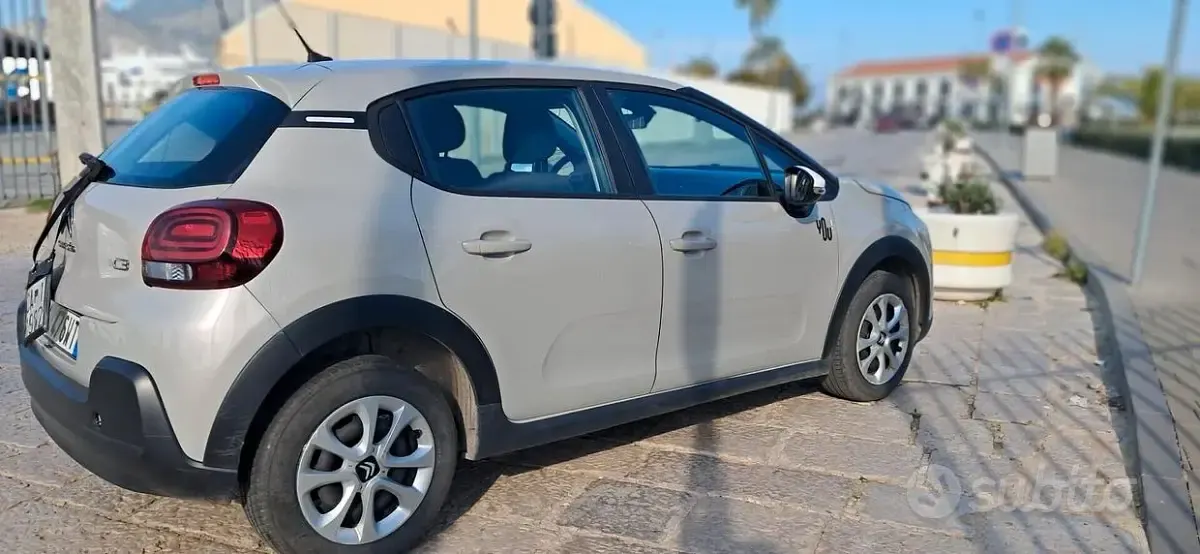 Begagnad Citroën C3 PureTech 83 HK (61 kW) 2022 Beige Halvkombi