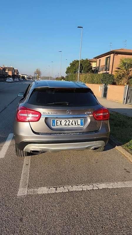 Usata Mercedes GLA200 Premium 136 CV (100 kW) 2014 SUV