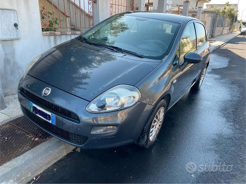 Usata Fiat Punto 60 CV (44 kW) 2016 Utilitaria