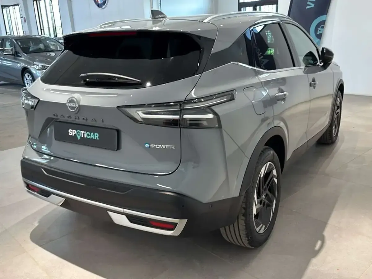 Nuova Nissan Qashqai N-Connecta 158 CV (116 kW) 2026 Grigio SUV
