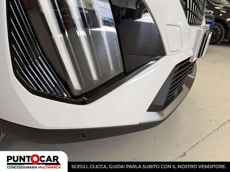 Usata Peugeot 2008 Allure 102 CV (75 kW) 2025 Other SUV