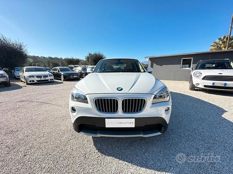 Usata BMW X1 143 CV (105 kW) 2011 Bianco SUV