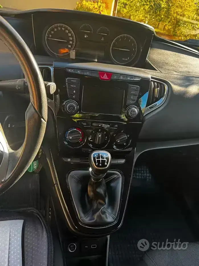 Usata Lancia Ypsilon 2020 Bianco Utilitaria
