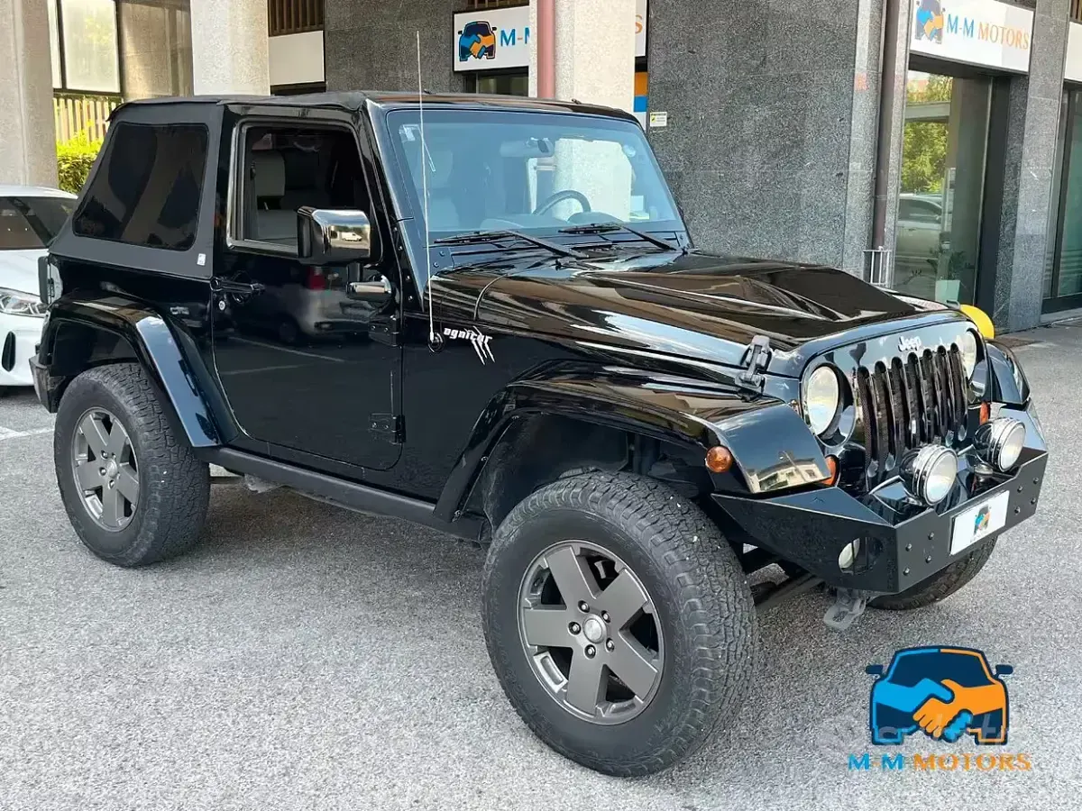 Usata Jeep Wrangler Sport 177 CV (130 kW) 2010 Nero SUV