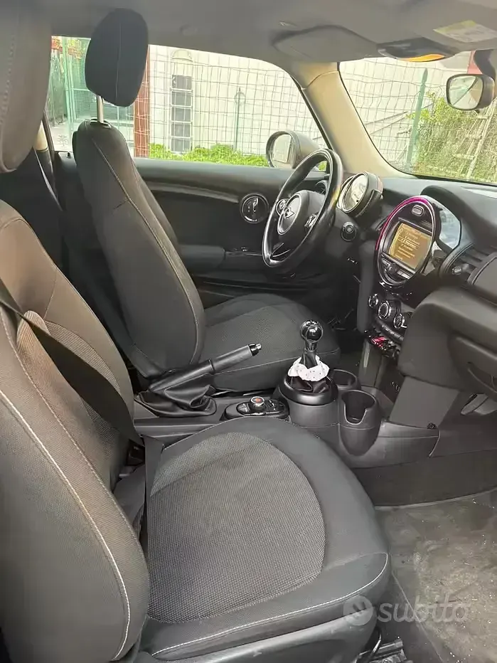 Usata Mini ONE 2015 Nero Utilitaria