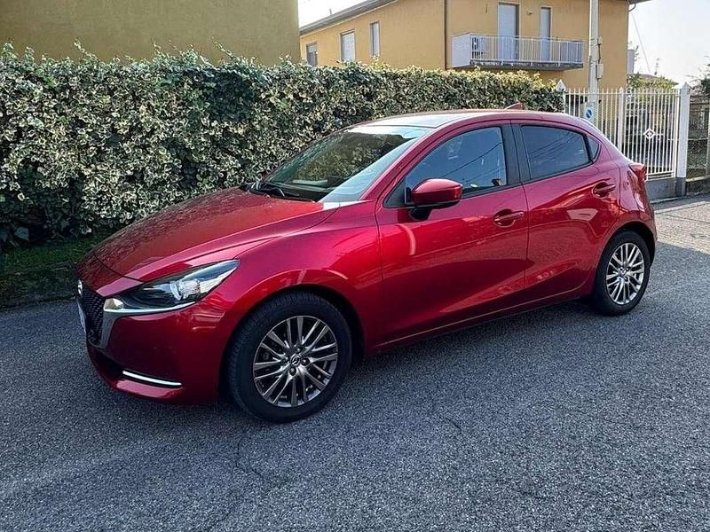 Usata Mazda 2 Evolve 90 CV (66 kW) 2022 Rosso Utilitaria
