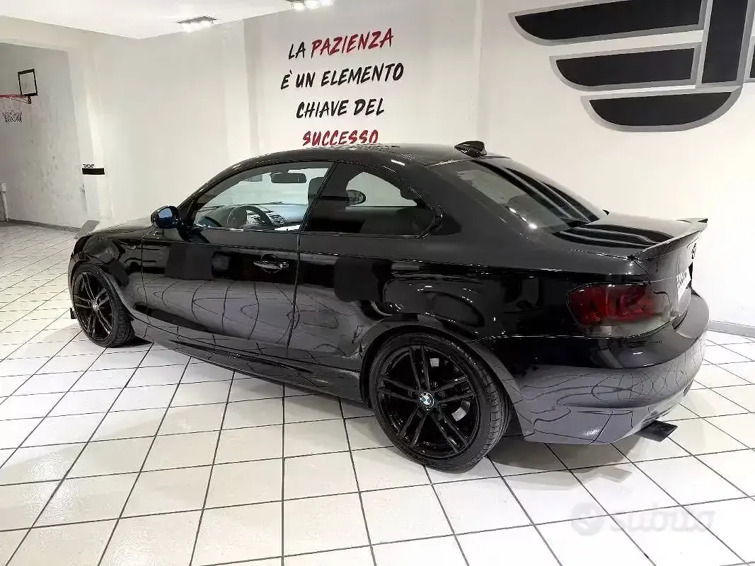 Usata BMW 123 M Sport 204 CV (150 kW) 2009 Nero Utilitaria