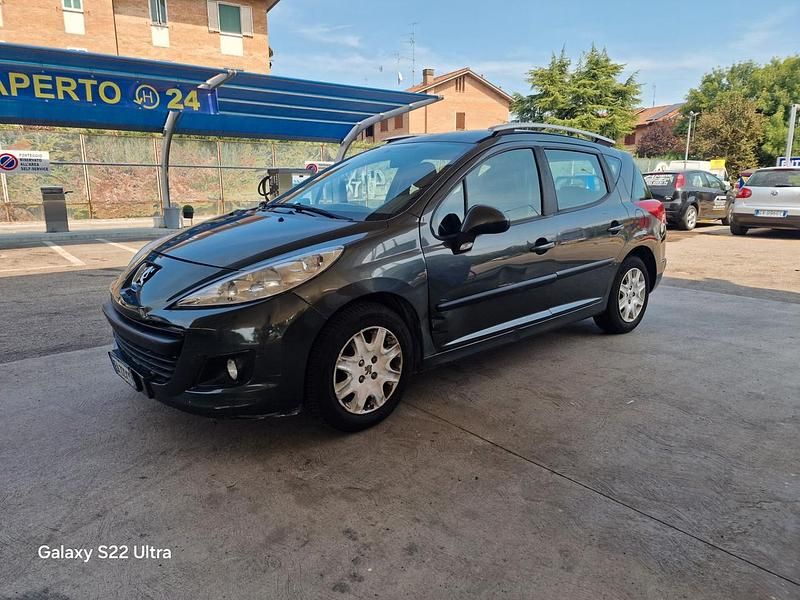 Usata Peugeot 207 Sport 73 CV (53 kW) 2010 Grigio Station wagon