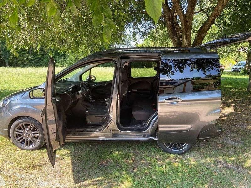 Usata Ford Courier 101 CV (74 kW) 2019 Grigio Monovolume
