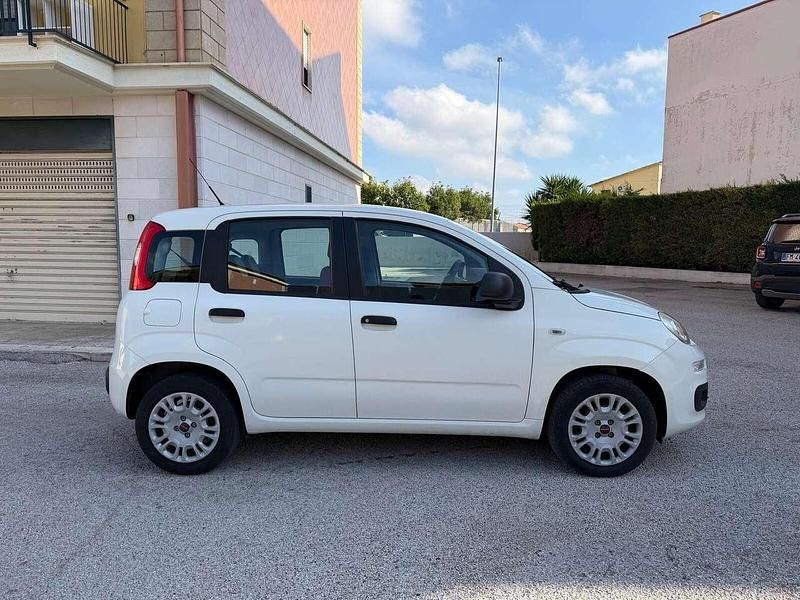 Usata Fiat Panda Easy 69 CV (50 kW) 2020 Bianco Berlina