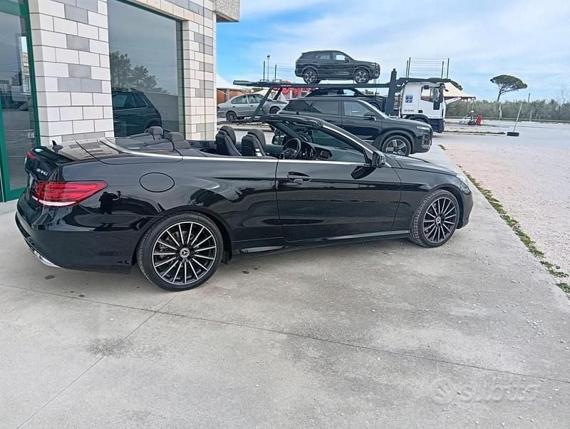 Begagnad Mercedes E200 Premium 184 HK (135 kW) 2015 Svart Cab