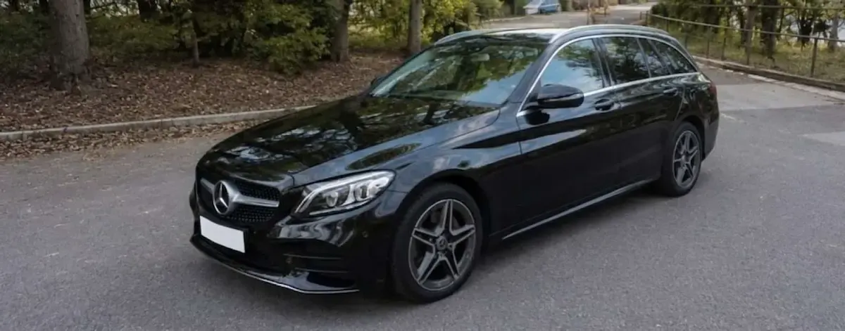 Usata Mercedes C220 194 CV (142 kW) 2019 Nero Station wagon