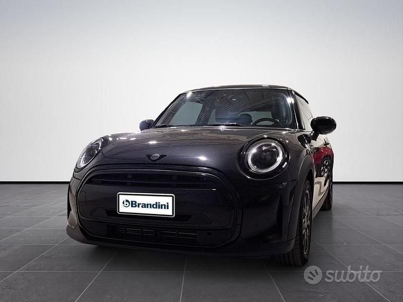 Usata Mini Cooper Classic 136 CV (100 kW) 2023 Nero Utilitaria