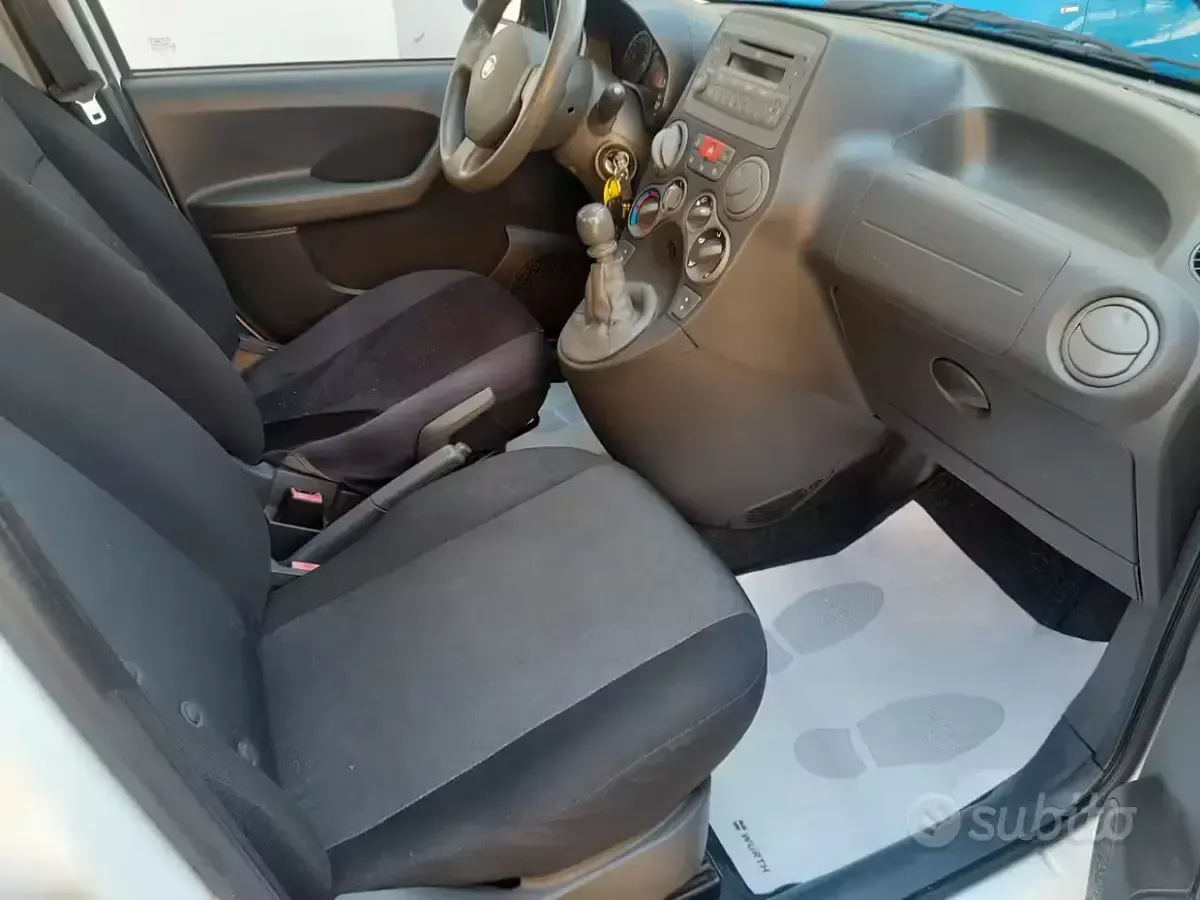 Usata Fiat Panda Classica 85 CV (62 kW) 2012 Bianco Utilitaria