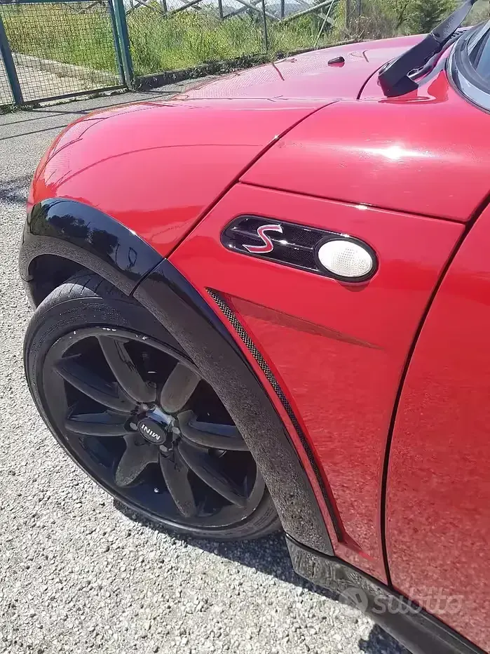 Usata Mini Cooper S 170 CV (125 kW) 2006 Rosso Utilitaria
