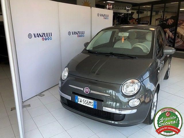 Usata Fiat 500 Lounge 69 CV (50 kW) 2014 Grigio scuro metallizzato Utilitaria