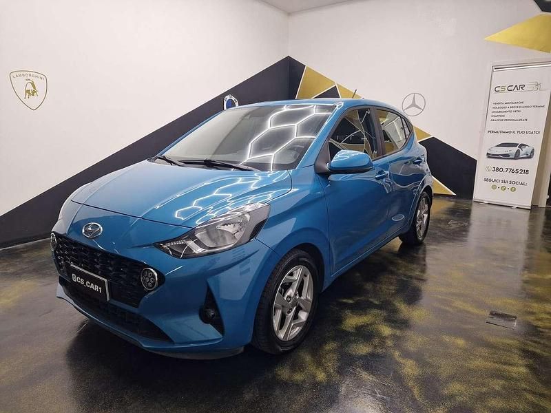 Usata Hyundai i10 65 CV (47 kW) 2023 Blu/azzurro Utilitaria