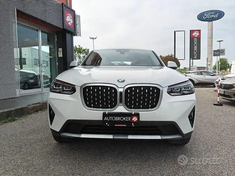 Usata BMW X4 M Sport 190 CV (139 kW) 2024 Bianco SUV