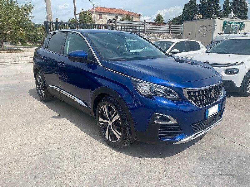 Usata Peugeot 3008 Allure 131 CV (96 kW) 2019 Blu Station wagon
