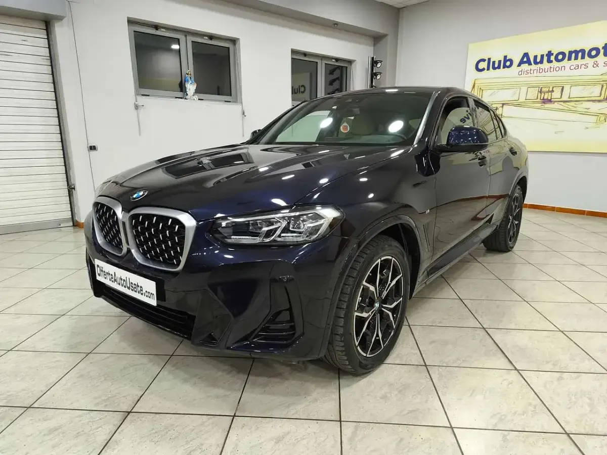 Usata BMW X4 M Sport 190 CV (139 kW) 2022 Blu scuro metallic SUV