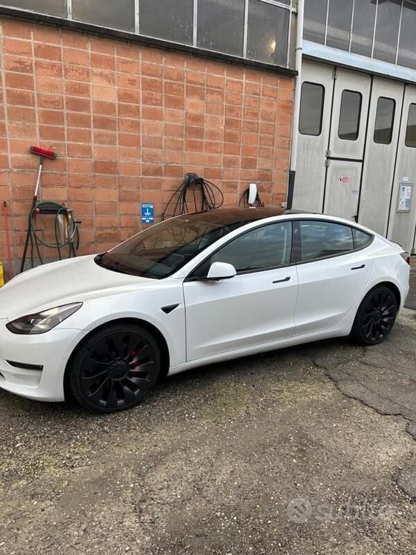 Usata Tesla Model 3 Performance 155 kW (211 CV) 2021 Bianco Berlina