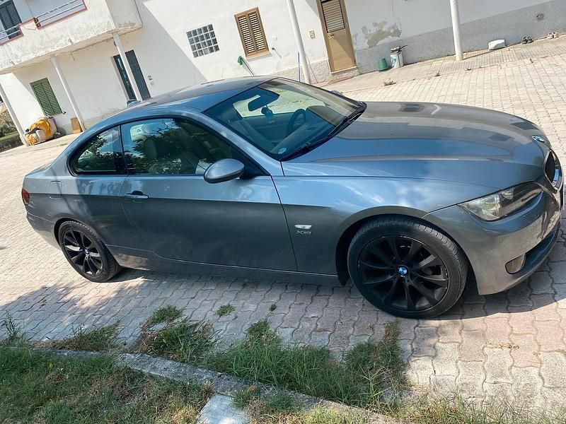 Usata BMW 320 184 CV (135 kW) 2011 Grigio Coupé
