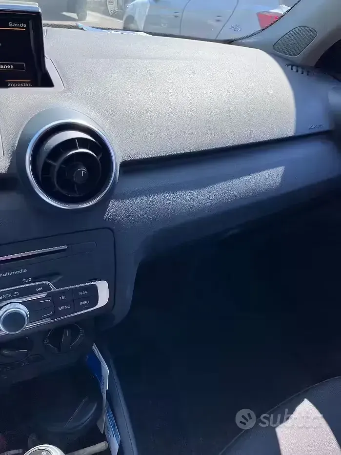 Usata Audi A1 82 CV (60 kW) 2017 Grigio Utilitaria