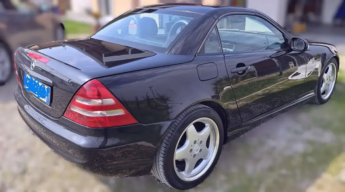Usata Mercedes SLK320 AMG 218 CV (160 kW) 2001 Nero Cabrio