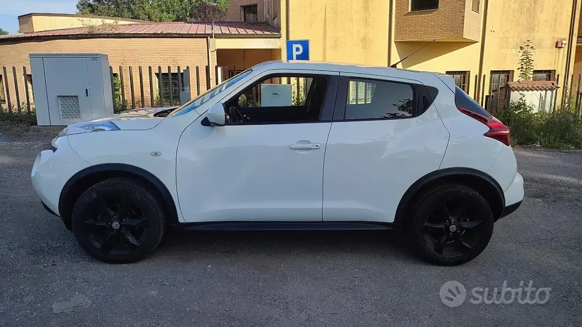 Usata Nissan Juke Acenta 110 CV (80 kW) 2011 Bianco SUV