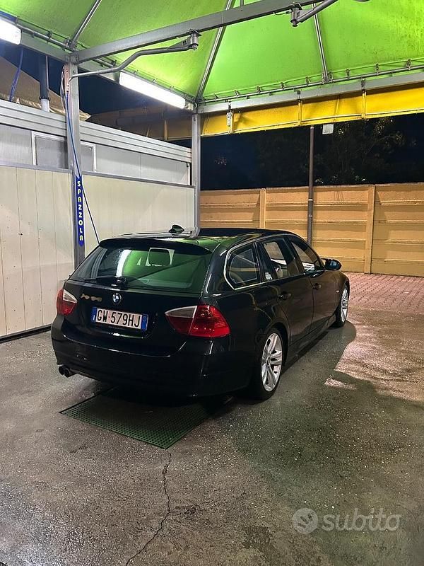 Usata BMW 330 231 CV (169 kW) 2007 Station wagon