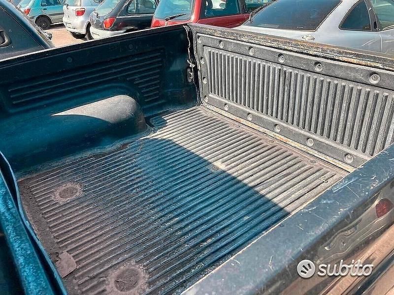 Usata Ssangyong (KGM) Actyon 141 CV (103 kW) 2010 Nero Station wagon