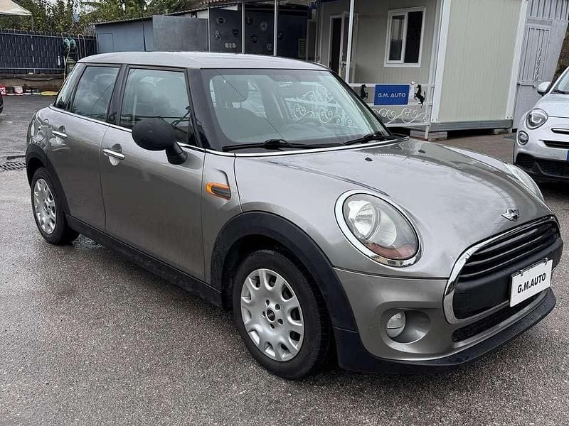 Usata Mini ONE 75 CV (55 kW) 2016 Grigio Utilitaria