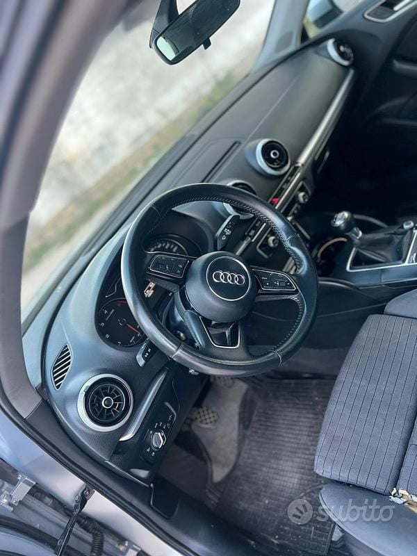 Brugt Audi A3 S-Line 105 HK (77 kW) 2019 Grå Sedan