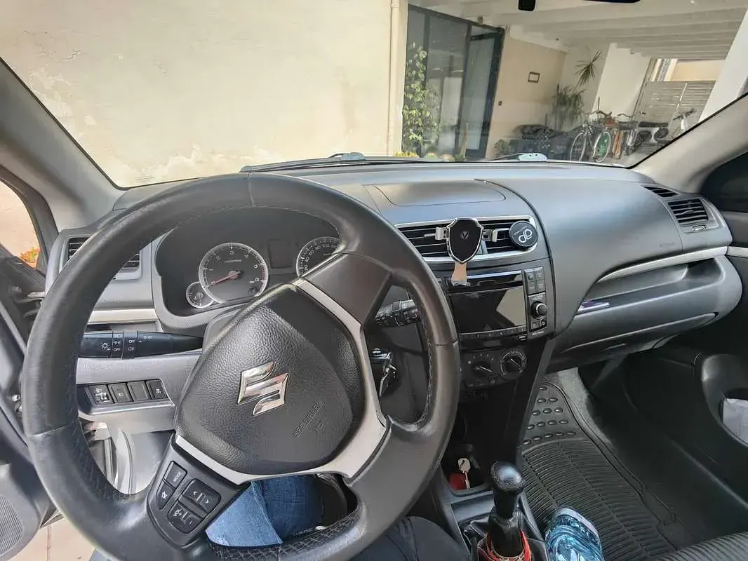 Usata Suzuki Swift GL 75 CV (55 kW) 2011 Grigio Utilitaria
