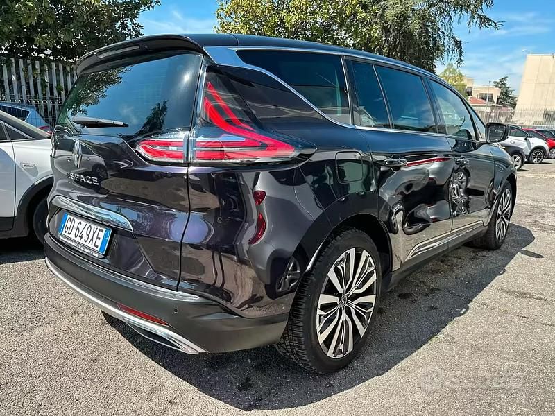Usata Renault Espace Initiale Paris 200 CV (147 kW) 2021 Viola Monovolume