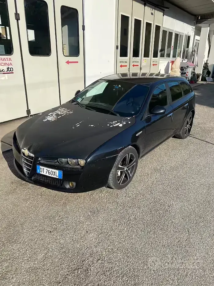 Usata Alfa Romeo 159 150 CV (110 kW) 2009 Nero Station wagon