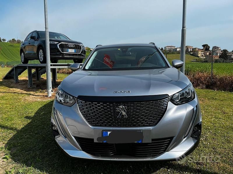 Usata Peugeot 2008 Allure 131 CV (96 kW) 2021 SUV