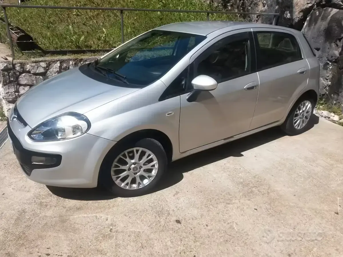 Occasion Fiat Punto Evo 65 ch (47 kW) 2010 Gris Citadine