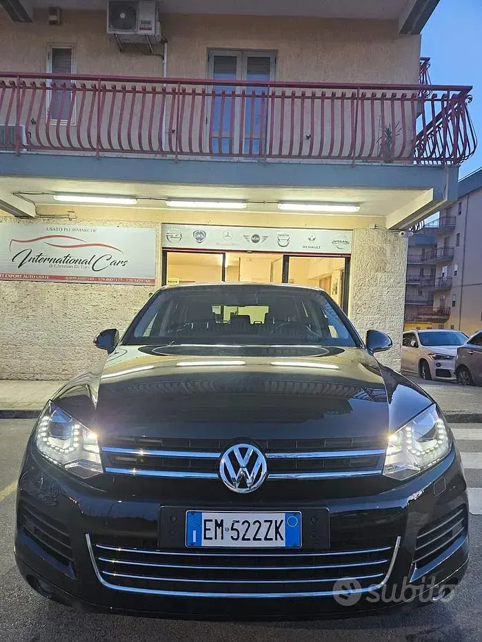 Usata VW Touareg 245 CV (180 kW) 2012 Nero SUV